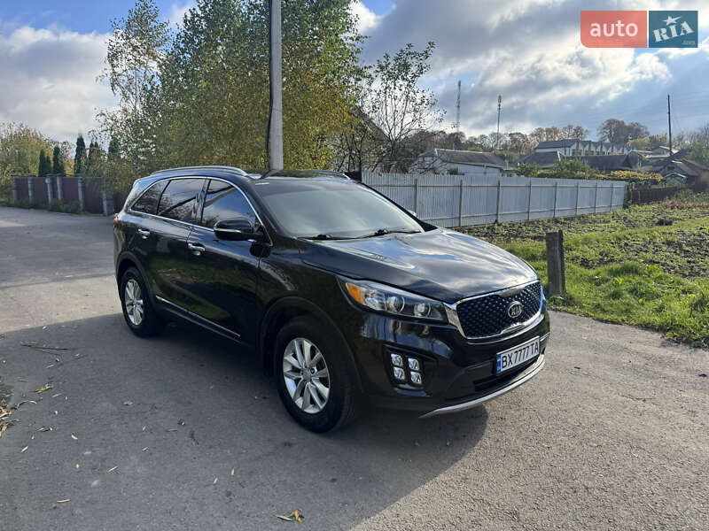 Позашляховик / Кросовер Kia Sorento 2015 в Львові
