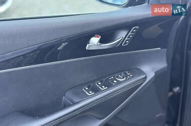 Внедорожник / Кроссовер Kia Sorento 2015 в 