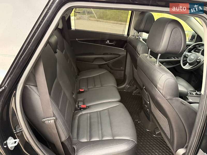 Внедорожник / Кроссовер Kia Sorento 2016 в Ивано-Франковске