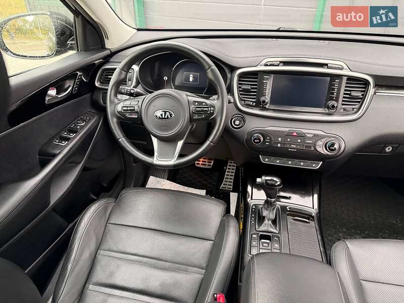 Внедорожник / Кроссовер Kia Sorento 2016 в Ивано-Франковске