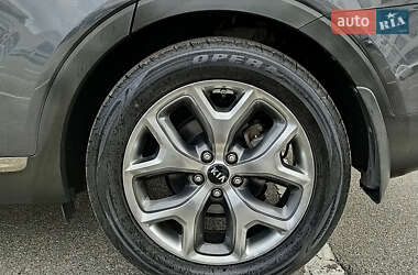 Внедорожник / Кроссовер Kia Sorento 2015 в 