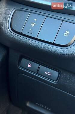 Внедорожник / Кроссовер Kia Sorento 2015 в 