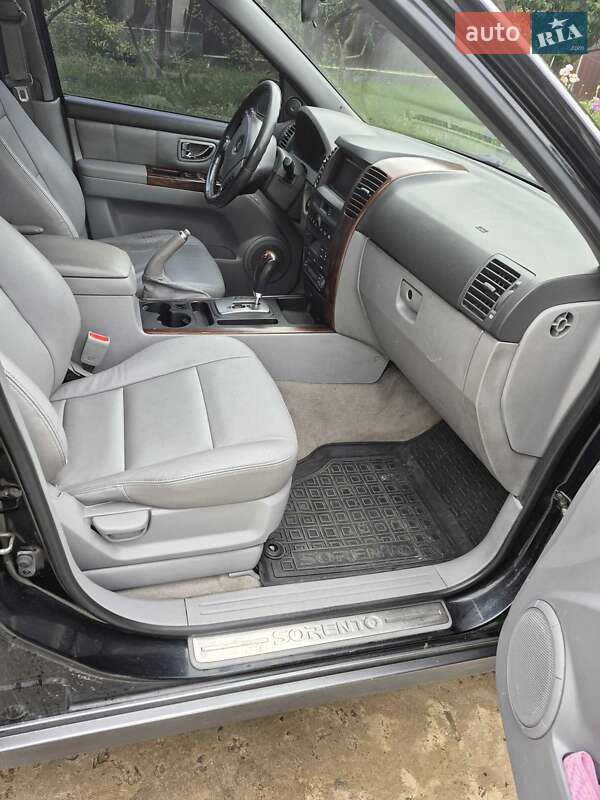 Внедорожник / Кроссовер Kia Sorento 2005 в Киеве