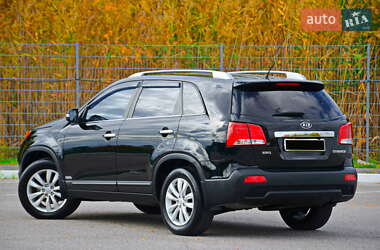 Внедорожник / Кроссовер Kia Sorento 2012 в 