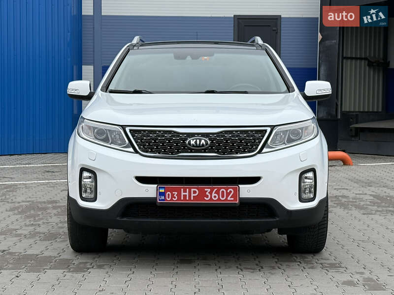Внедорожник / Кроссовер Kia Sorento 2015 в Ровно