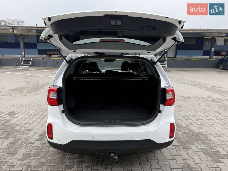Внедорожник / Кроссовер Kia Sorento 2015 в Ровно
