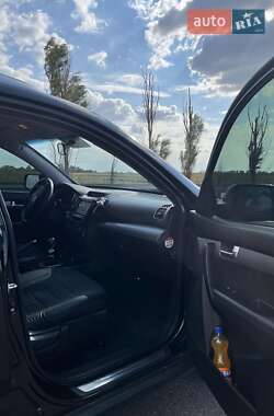 Позашляховик / Кросовер Kia Sorento 2013 в 