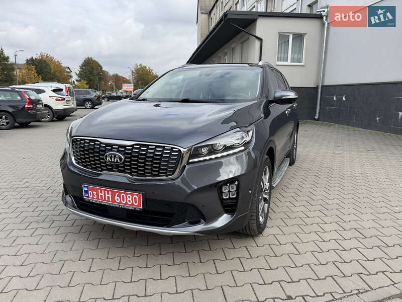 Внедорожник / Кроссовер Kia Sorento 2019 в 