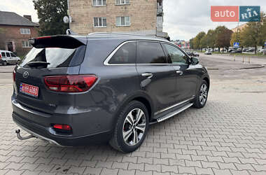 Внедорожник / Кроссовер Kia Sorento 2019 в 