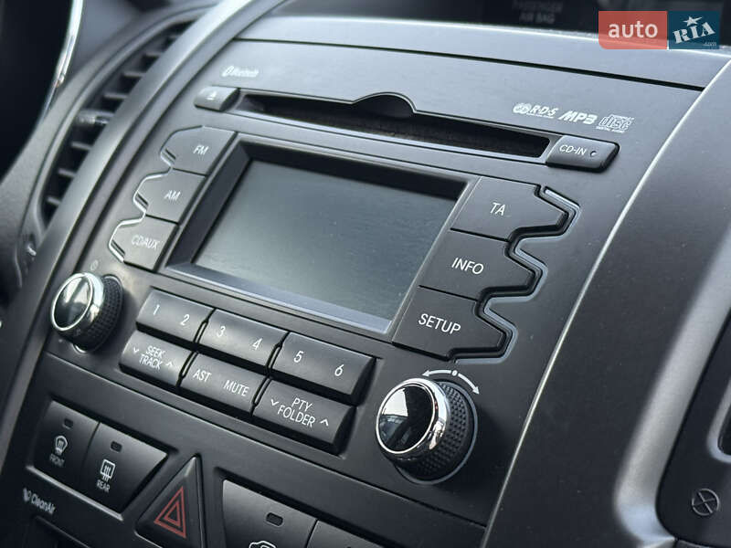 Внедорожник / Кроссовер Kia Sorento 2012 в Ровно
