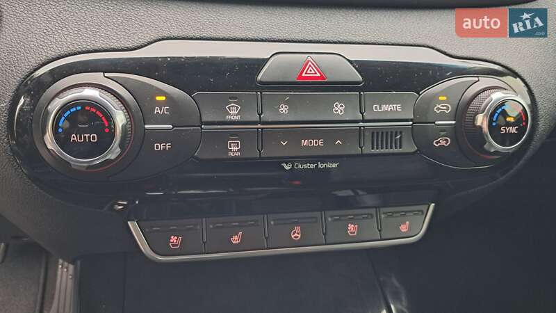 Позашляховик / Кросовер Kia Sorento 2015 в Києві фото 11 Позашляховик / Кросовер Kia Sorento 2015 в Києві