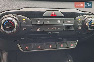 Внедорожник / Кроссовер Kia Sorento 2015 в 