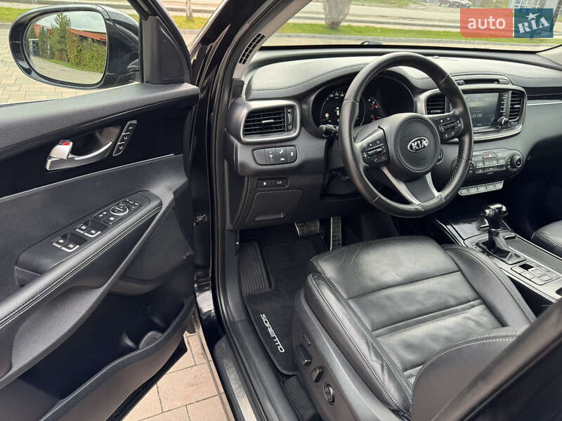 Внедорожник / Кроссовер Kia Sorento 2016 в Ивано-Франковске фото 26 Внедорожник / Кроссовер Kia Sorento 2016 в Ивано-Франковске