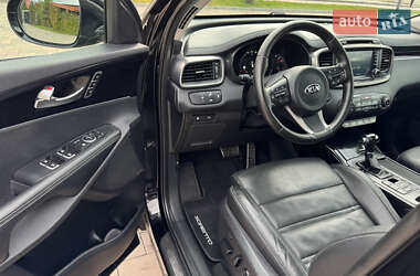 Внедорожник / Кроссовер Kia Sorento 2016 в 