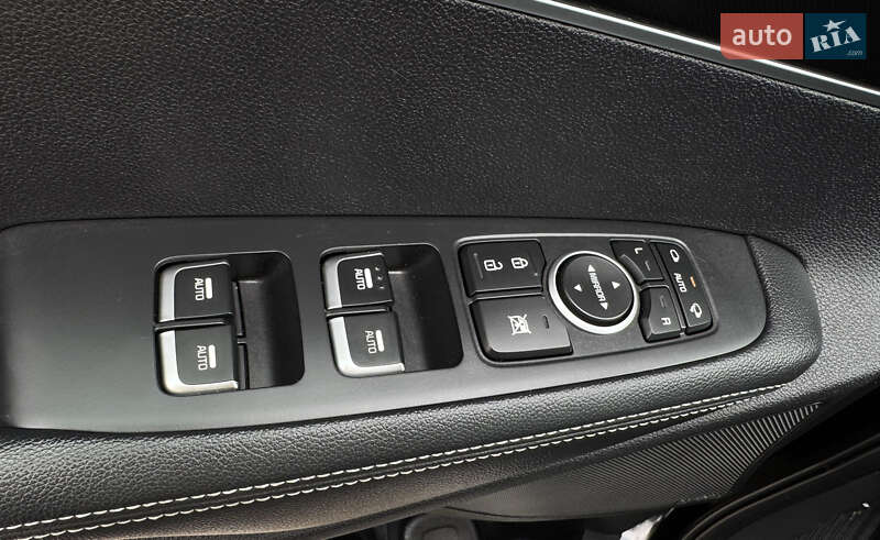Внедорожник / Кроссовер Kia Sorento 2016 в Ивано-Франковске фото 32 Внедорожник / Кроссовер Kia Sorento 2016 в Ивано-Франковске
