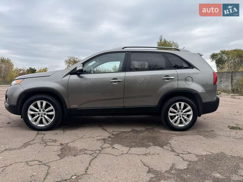 Внедорожник / Кроссовер Kia Sorento 2012 в Мене фото 3 Внедорожник / Кроссовер Kia Sorento 2012 в Мене