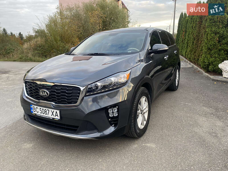 Внедорожник / Кроссовер Kia Sorento 2019 в Самборе фото 4 Внедорожник / Кроссовер Kia Sorento 2019 в Самборе