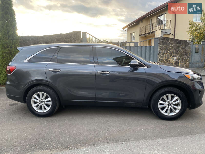 Внедорожник / Кроссовер Kia Sorento 2019 в Самборе фото 19 Внедорожник / Кроссовер Kia Sorento 2019 в Самборе