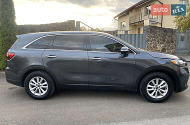 Внедорожник / Кроссовер Kia Sorento 2019 в 