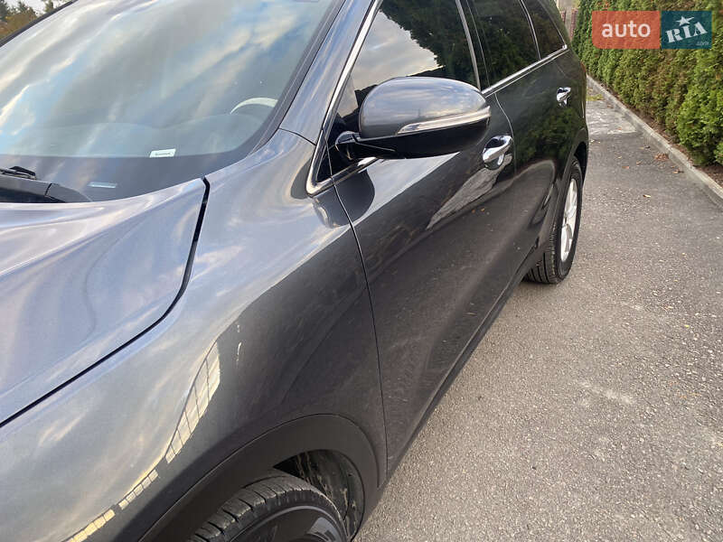 Внедорожник / Кроссовер Kia Sorento 2019 в Самборе фото 26 Внедорожник / Кроссовер Kia Sorento 2019 в Самборе