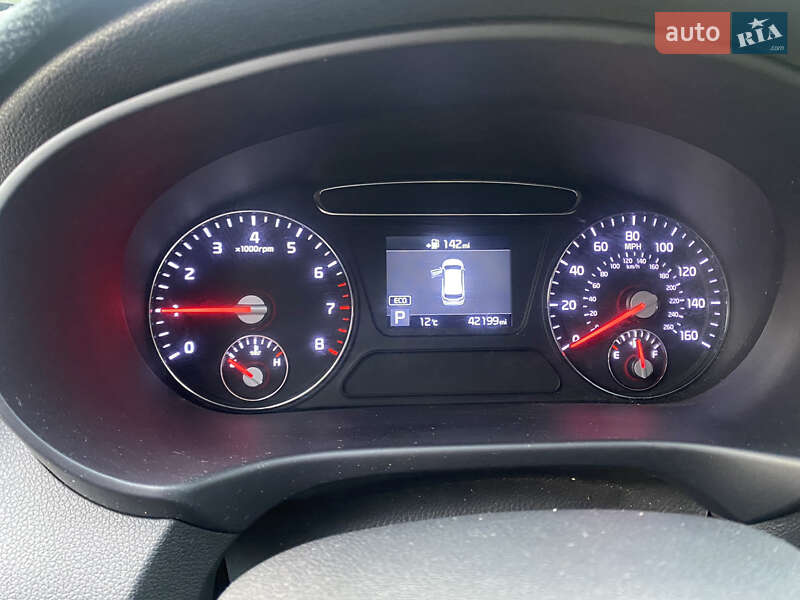 Внедорожник / Кроссовер Kia Sorento 2019 в Самборе фото 33 Внедорожник / Кроссовер Kia Sorento 2019 в Самборе