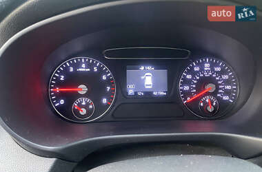 Внедорожник / Кроссовер Kia Sorento 2019 в 