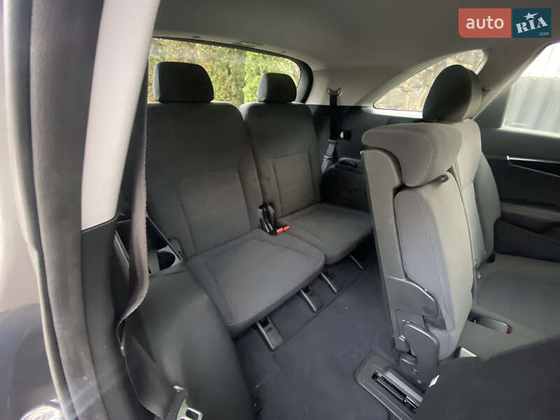Внедорожник / Кроссовер Kia Sorento 2019 в Самборе фото 55 Внедорожник / Кроссовер Kia Sorento 2019 в Самборе