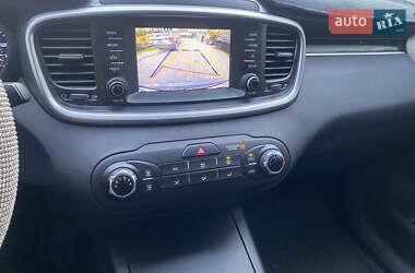 Внедорожник / Кроссовер Kia Sorento 2019 в 
