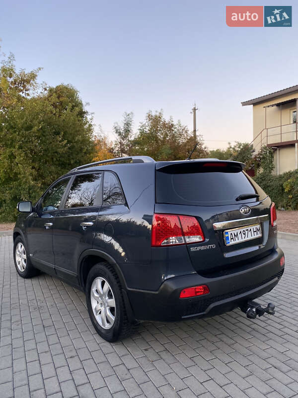 Внедорожник / Кроссовер Kia Sorento 2011 в Житомире фото 4 Внедорожник / Кроссовер Kia Sorento 2011 в Житомире