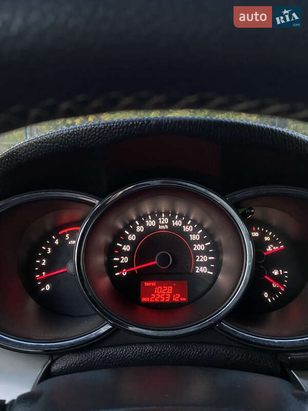 Внедорожник / Кроссовер Kia Sorento 2011 в Житомире фото 17 Внедорожник / Кроссовер Kia Sorento 2011 в Житомире