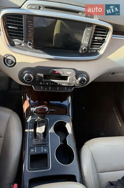 Внедорожник / Кроссовер Kia Sorento 2015 в 
