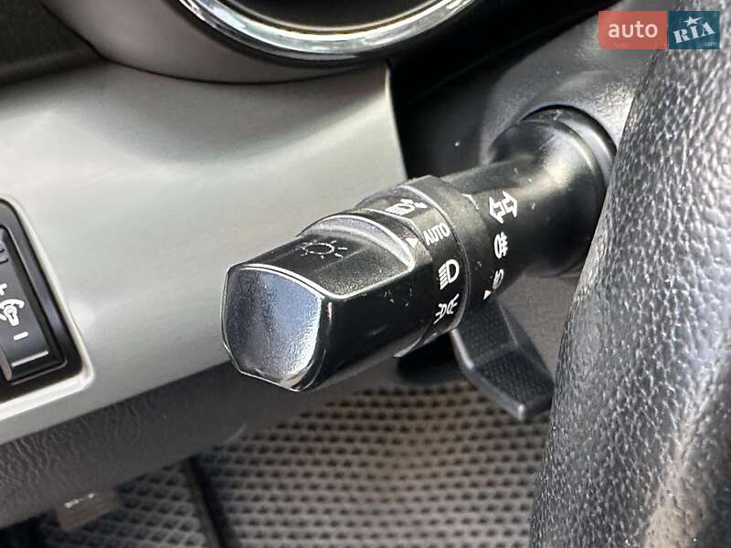Внедорожник / Кроссовер Kia Sorento 2011 в Одессе