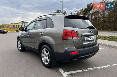 Внедорожник / Кроссовер Kia Sorento 2010 в 