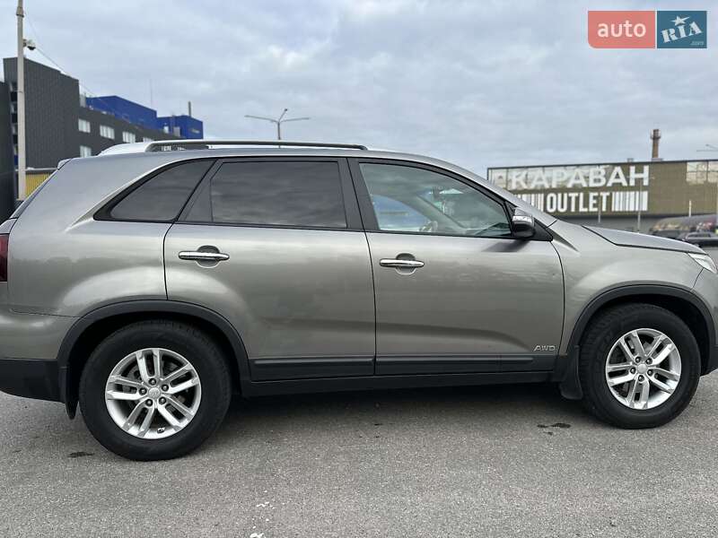 Внедорожник / Кроссовер Kia Sorento 2013 в Киеве