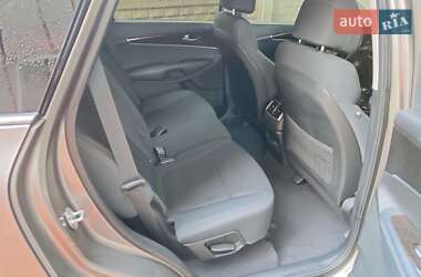 Внедорожник / Кроссовер Kia Sorento 2016 в 
