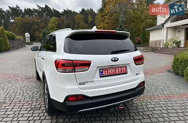 Внедорожник / Кроссовер Kia Sorento 2015 в 