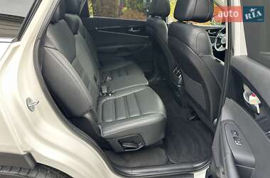 Внедорожник / Кроссовер Kia Sorento 2015 в 