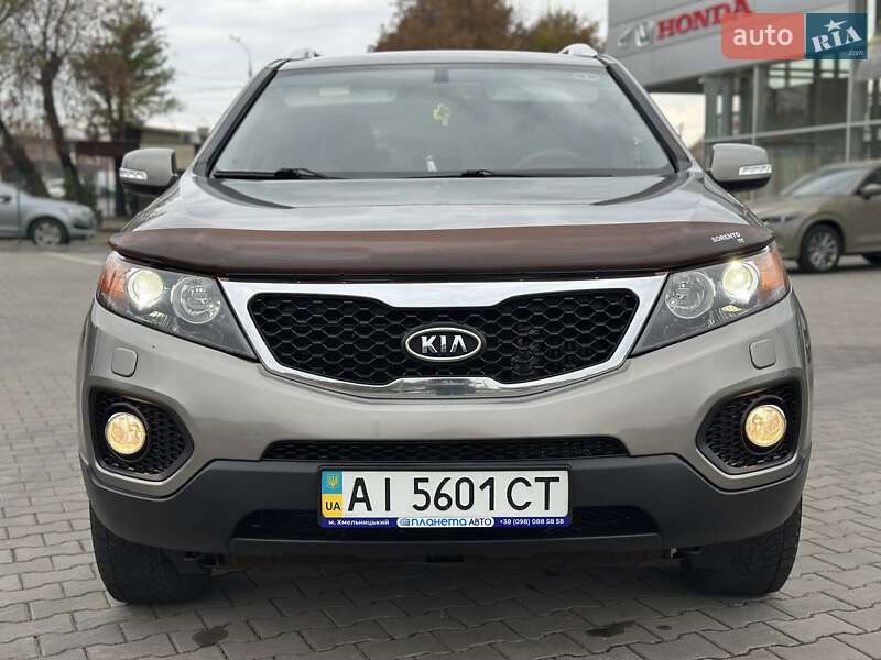 Внедорожник / Кроссовер Kia Sorento 2011 в Хмельницком
