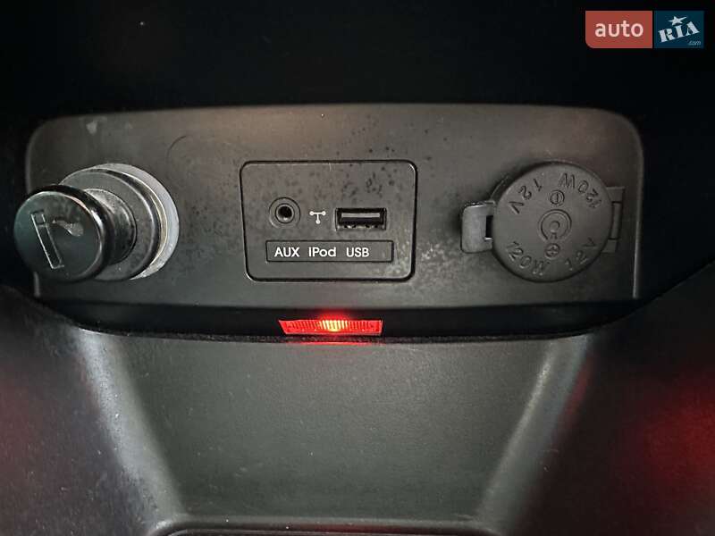 Внедорожник / Кроссовер Kia Sorento 2011 в Хмельницком