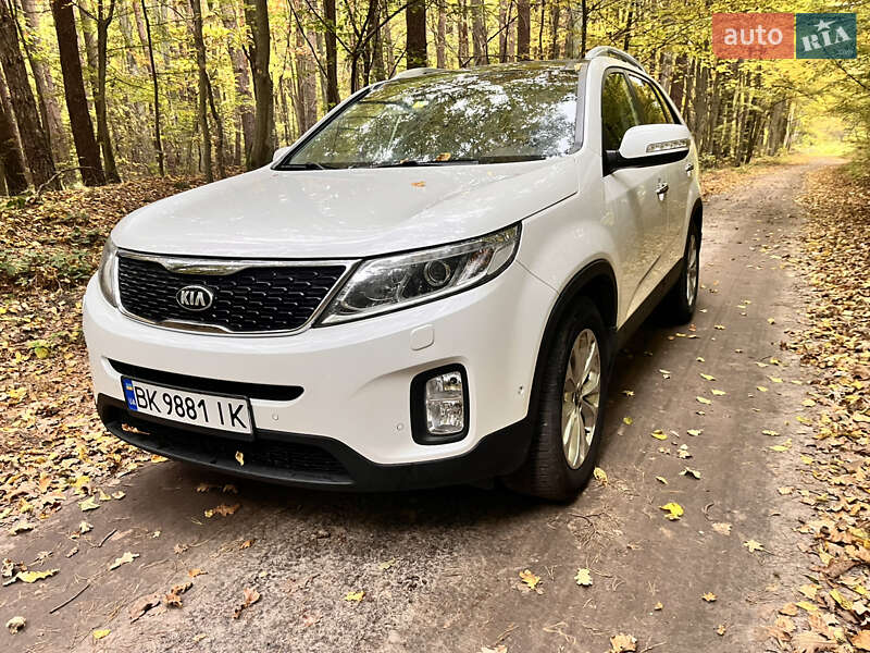 Позашляховик / Кросовер Kia Sorento 2014 в Радивиліві