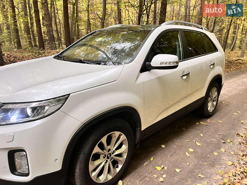 Позашляховик / Кросовер Kia Sorento 2014 в Радивиліві