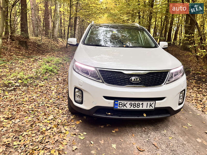 Позашляховик / Кросовер Kia Sorento 2014 в Радивиліві
