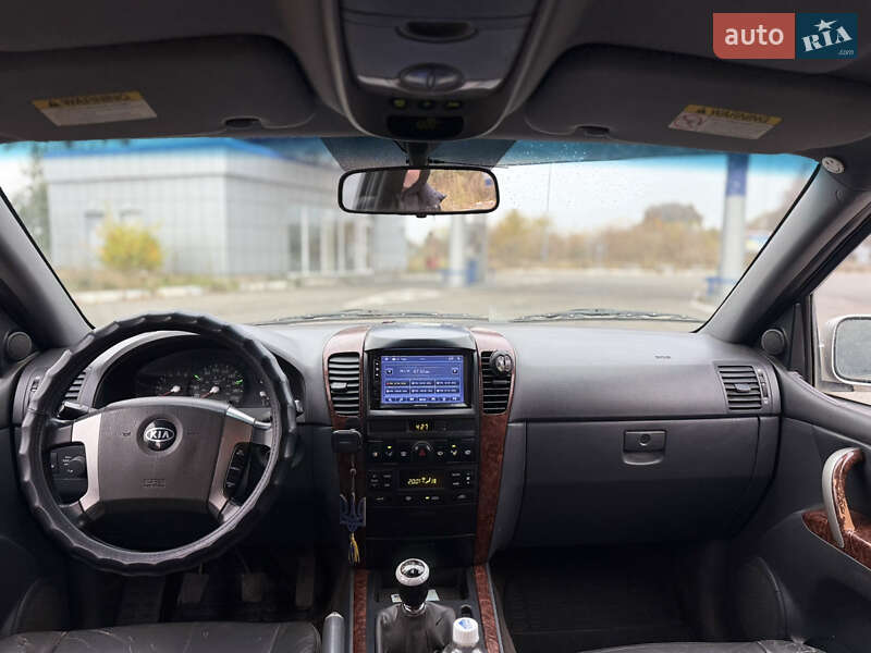 Позашляховик / Кросовер Kia Sorento 2003 в Мені