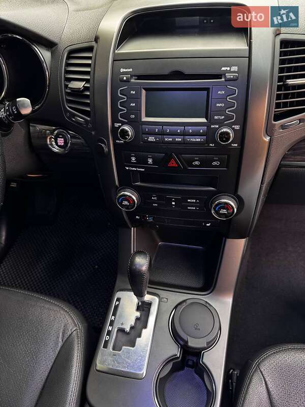 Позашляховик / Кросовер Kia Sorento 2012 в Одесі