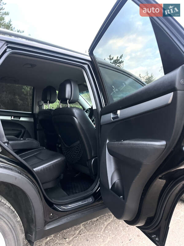 Внедорожник / Кроссовер Kia Sorento 2013 в Ахтырке фото 7 Внедорожник / Кроссовер Kia Sorento 2013 в Ахтырке