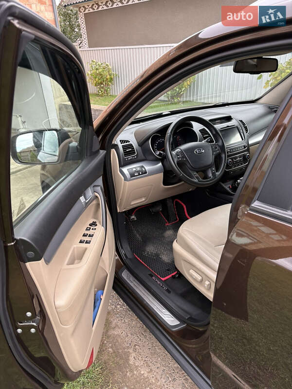 Внедорожник / Кроссовер Kia Sorento 2013 в Черновцах фото 22 Внедорожник / Кроссовер Kia Sorento 2013 в Черновцах