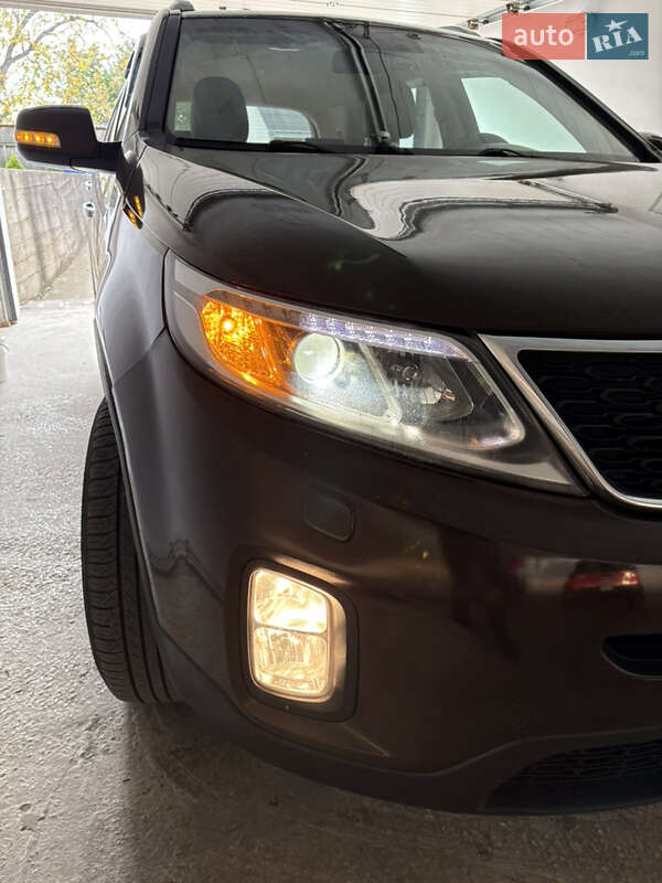 Внедорожник / Кроссовер Kia Sorento 2013 в Черновцах фото 45 Внедорожник / Кроссовер Kia Sorento 2013 в Черновцах