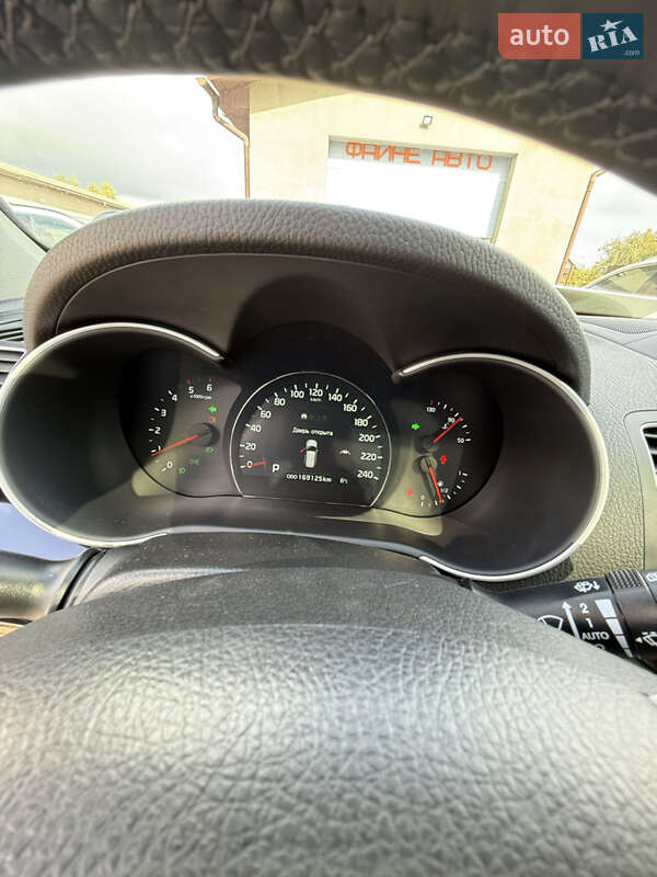 Позашляховик / Кросовер Kia Sorento 2015 в Івано-Франківську фото 22 Позашляховик / Кросовер Kia Sorento 2015 в Івано-Франківську