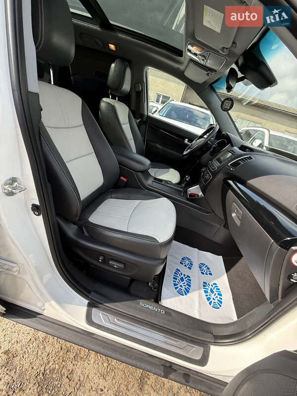 Позашляховик / Кросовер Kia Sorento 2015 в Івано-Франківську фото 31 Позашляховик / Кросовер Kia Sorento 2015 в Івано-Франківську