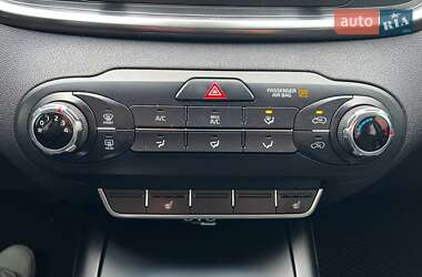 Внедорожник / Кроссовер Kia Sorento 2015 в 